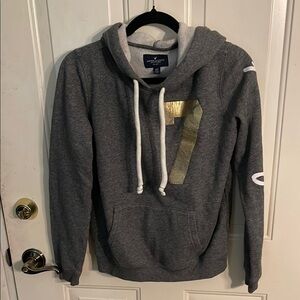 American Eagle Outfitters Gray and Gold Sweater Pullover